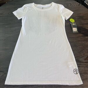 NWT Retired Zumba White and Black One More Dance Bubble Tee Size Spicy